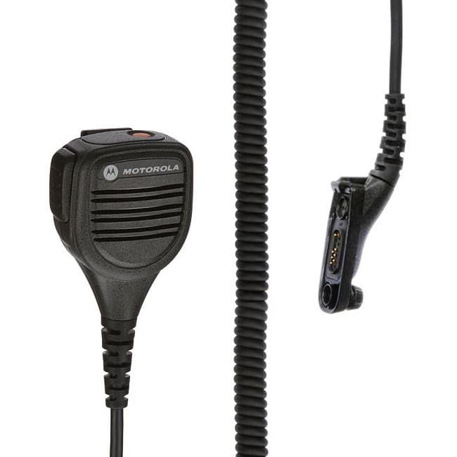 Detailní pohled na Oddělený reproduktor s mikrofonem IMPRES PMMN4080. Viditelný je mikrofon s logem Motorola a konektor pro radiostanici.