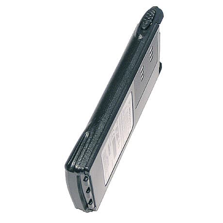 Šikmý pohled na dlouhou stranu baterie PMNN4158 Li-Ion 1500 mAh Premium s viditelnými kontakty a zámkem