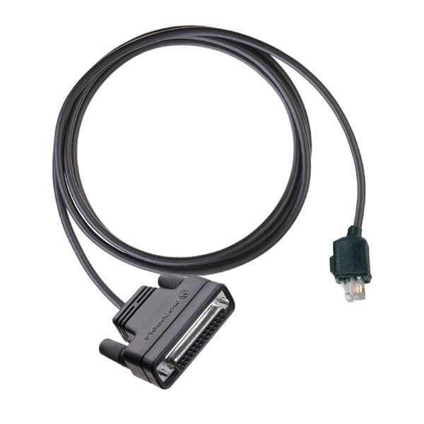 Černý programovací kabel Motorola RKN4081 pro radiostanice GM série s 25pinovým D-SUB konektorem a RJ11 zástrčkou