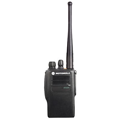 Profesionální radiostanice Motorola GP344-R s anténou a ovládacími prvky zepředu