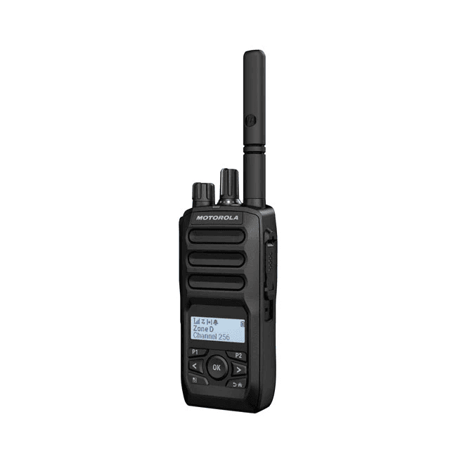 Radiostanice Motorola MOTOTRBO R5 LKP s anténou, přední a boční pohled, detail konektoru pro nabíjení.