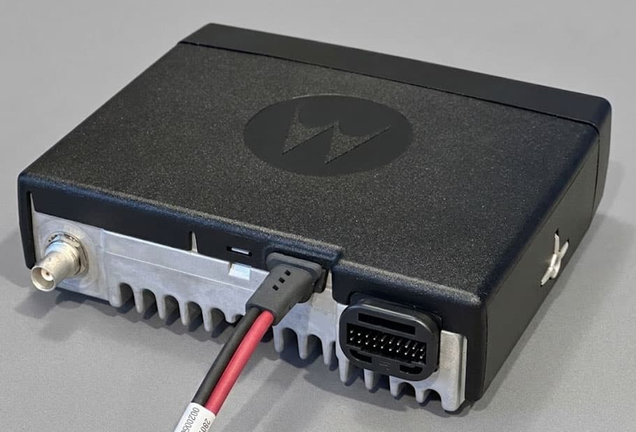 Příklady připojení externího příslušenství pro Motorola DM1000/DM2000/CM/GM řadu