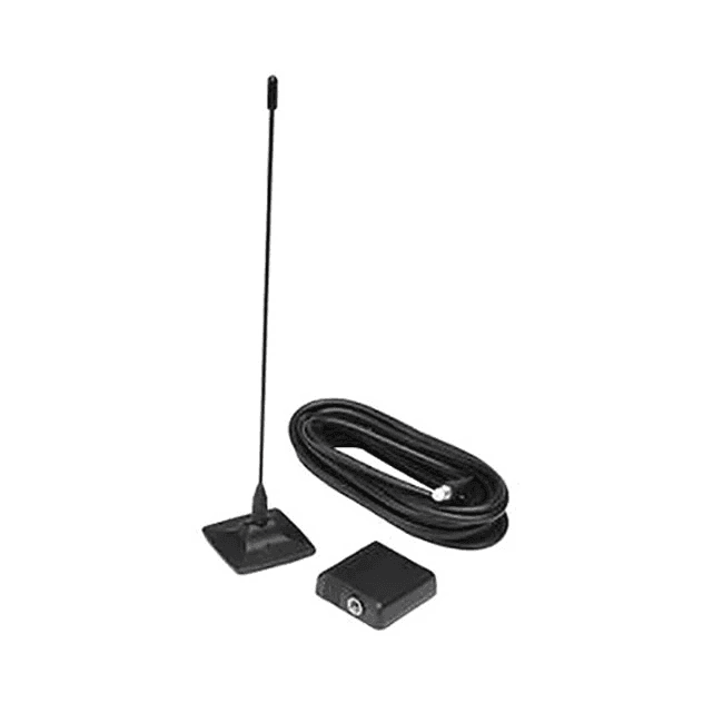 Detailní pohled shora na celou soupravu GMAE4270 Antény UHF 450-470MHz pro montáž na sklo. Vidíme anténu, kabel a montážní box připravené k použití.