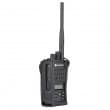 Šikmý pohled shora na prázdné černé nylonové pouzdro Motorola PMLN5869 pro radiostanici DP2600e s poutkem na opasek.
